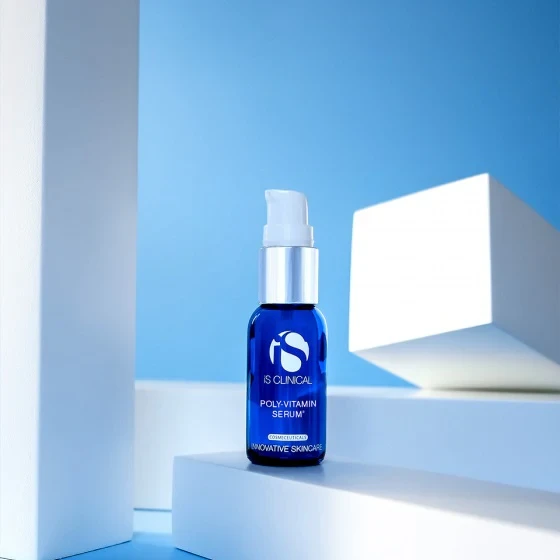iS Clinical Poly-Vitamin Serum | Uuendav ja niisutav vananemisvastane seerum 30 ml