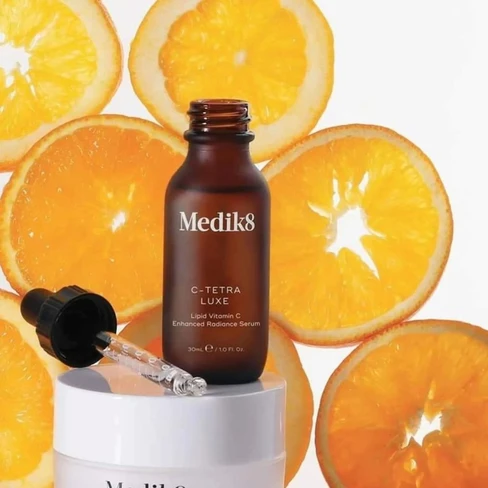 Medik8 C-Tetra Luxe | C-vitamiini seerum intensiivseks naha säraandmiseks 30 ml