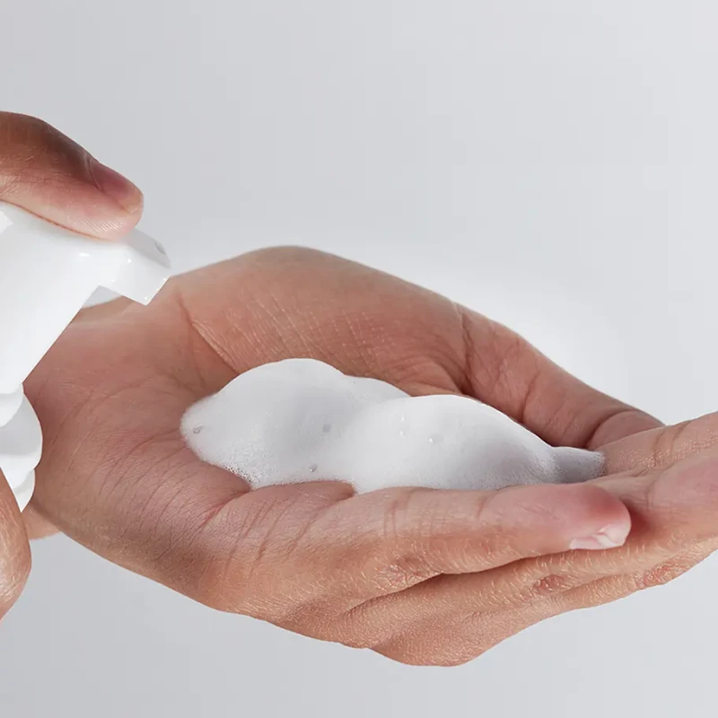 Medik8 Gentle Cleanse | Õrn näopesugeel tundlikule nahale 150 ml