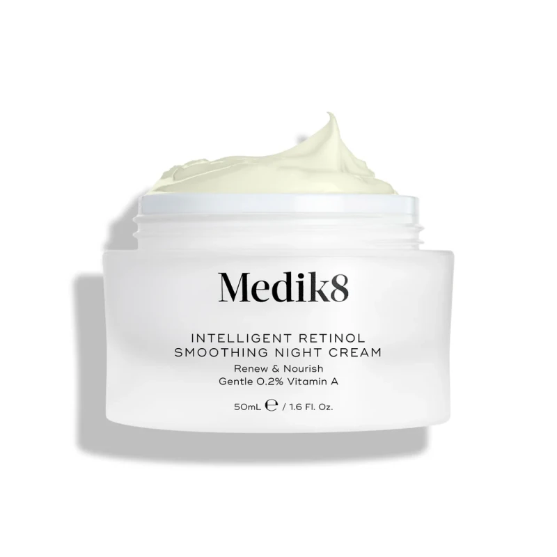 Medik8 Intelligent Retinol Smoothing Night Cream | A-vitamiini öökreem naha uuendamiseks 50 ml