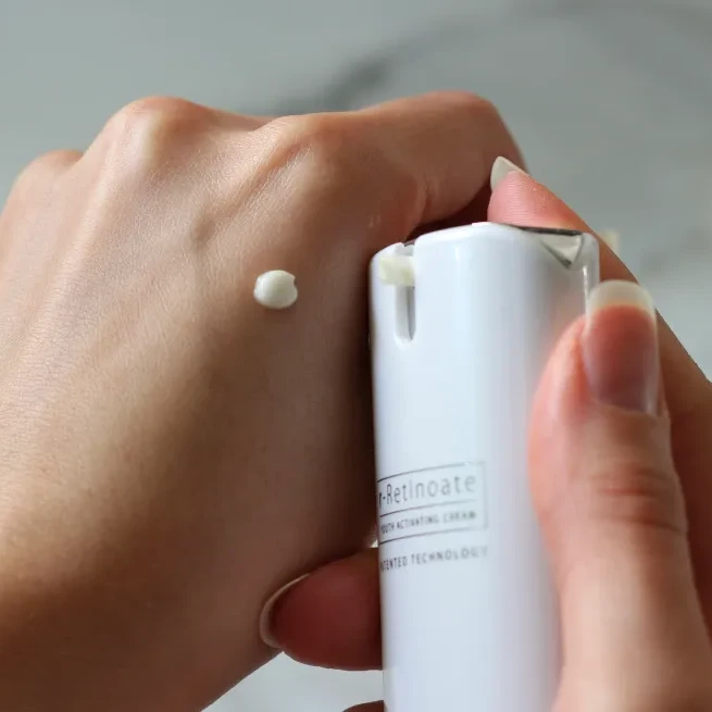 Medik8 r-Retinoate Day & Night Eye Serum | Восстанавливающая сыворотка для кожи вокруг глаз днем и ночью 15 мл