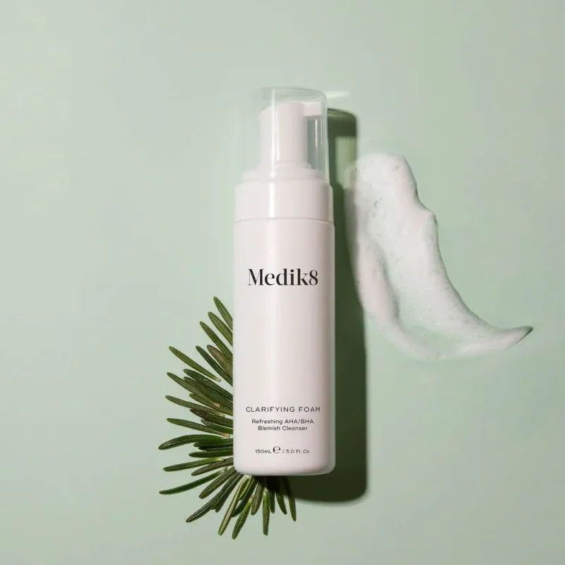 Medik8 Clarifying Foam | Очищающая AHA/BHA пенка для проблемной кожи 150 ml