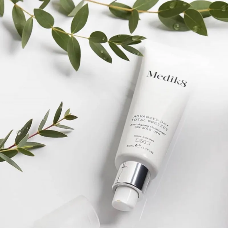 Medik8 Advanced Day Total Protect SPF30 | Niisutav päevakreem SPF30 50 ml